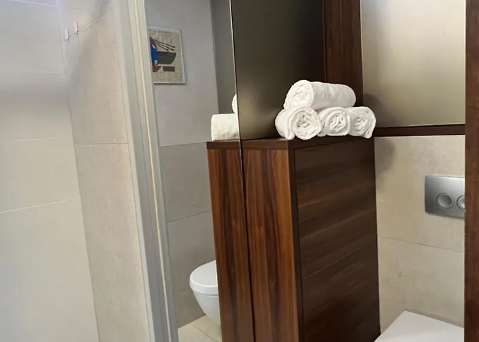 Manufaktura Radegast Julianow District Lägenhet *